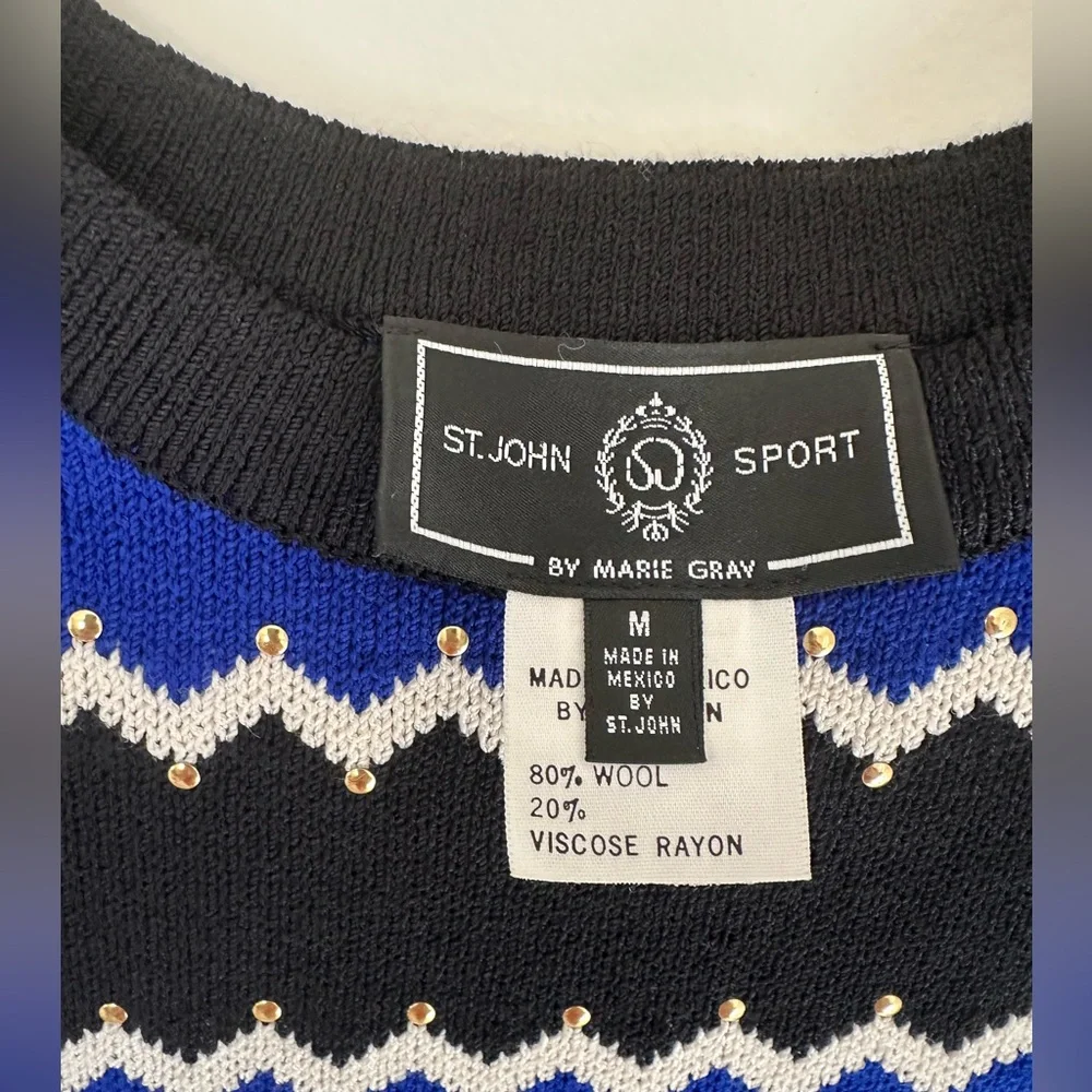 St. John wool blend sleeveless sweater blue medium